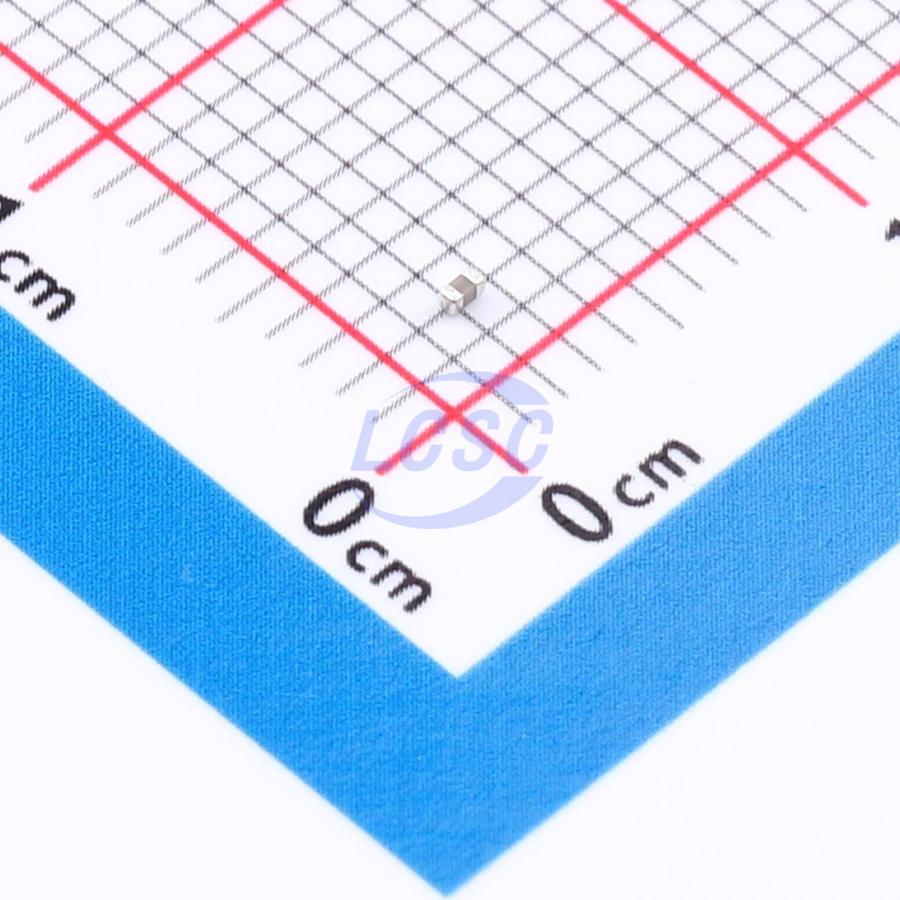 KEMET C0402C821J5GACAUTO