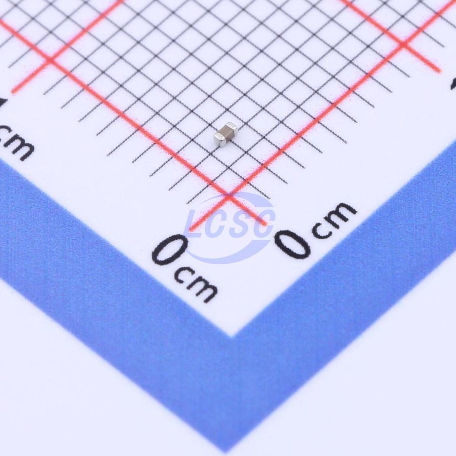 Yageo CC0402MRX5R6BB104