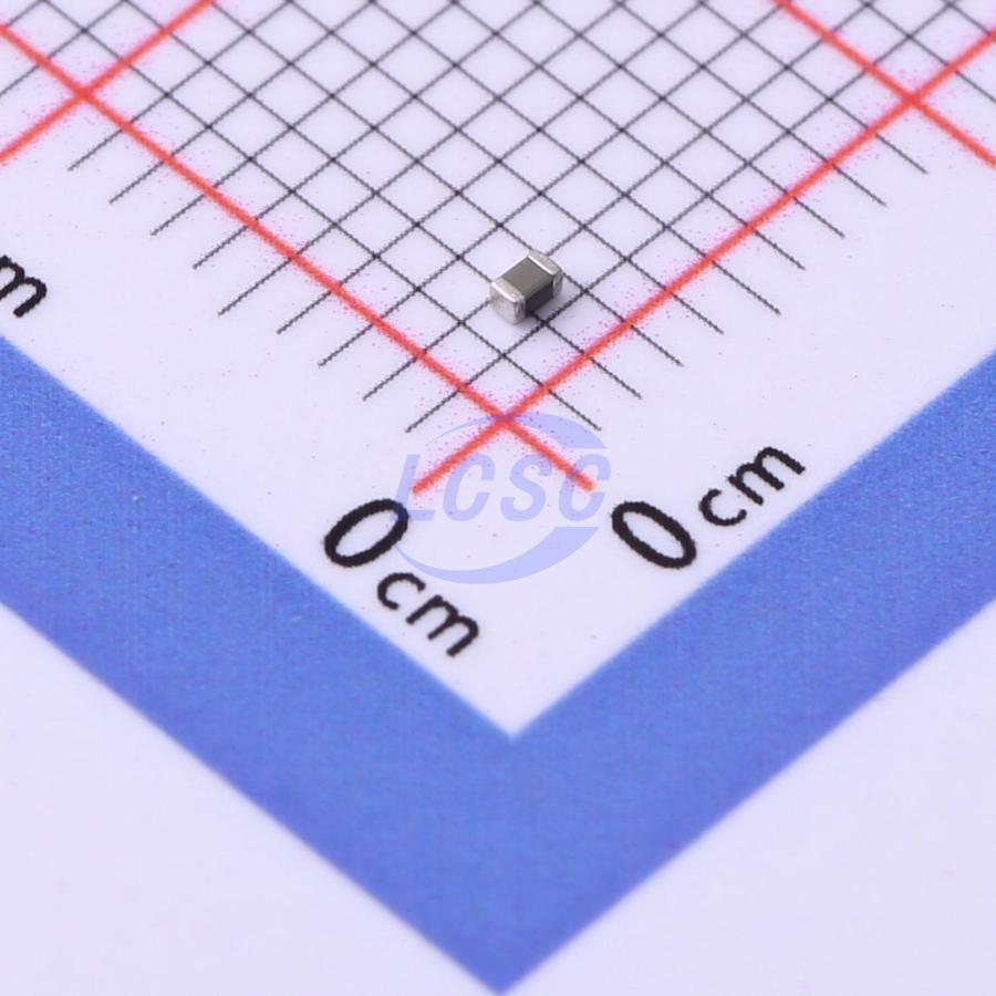 Yageo CC0402MRX5R8BB225