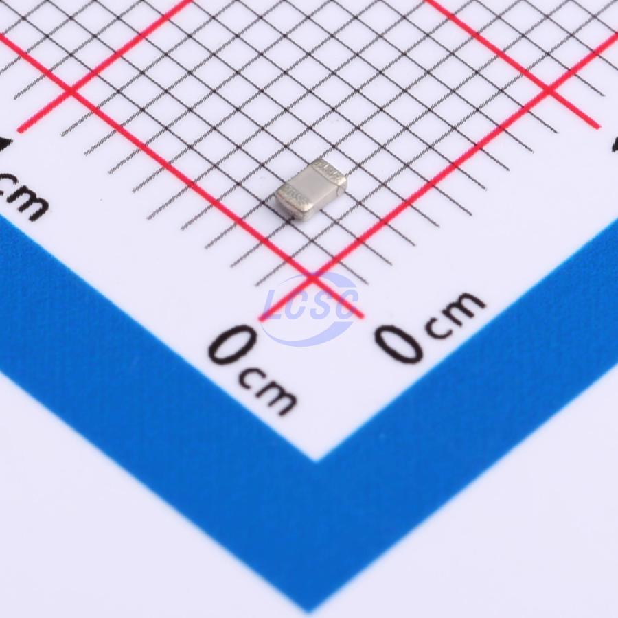 Yageo CC0805KRNPO9BN102